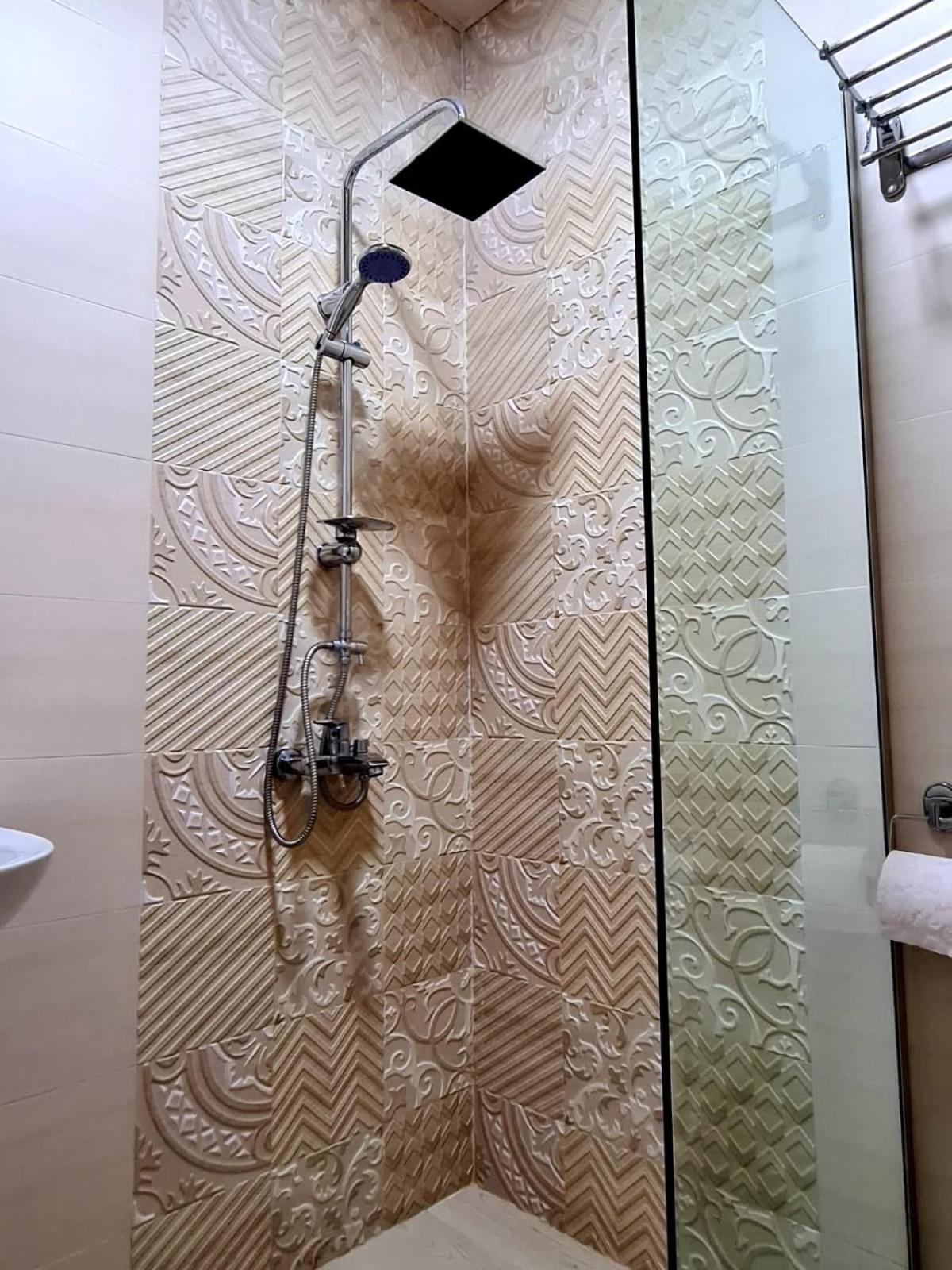 קזבגי Baqari Inn חדר תמונה