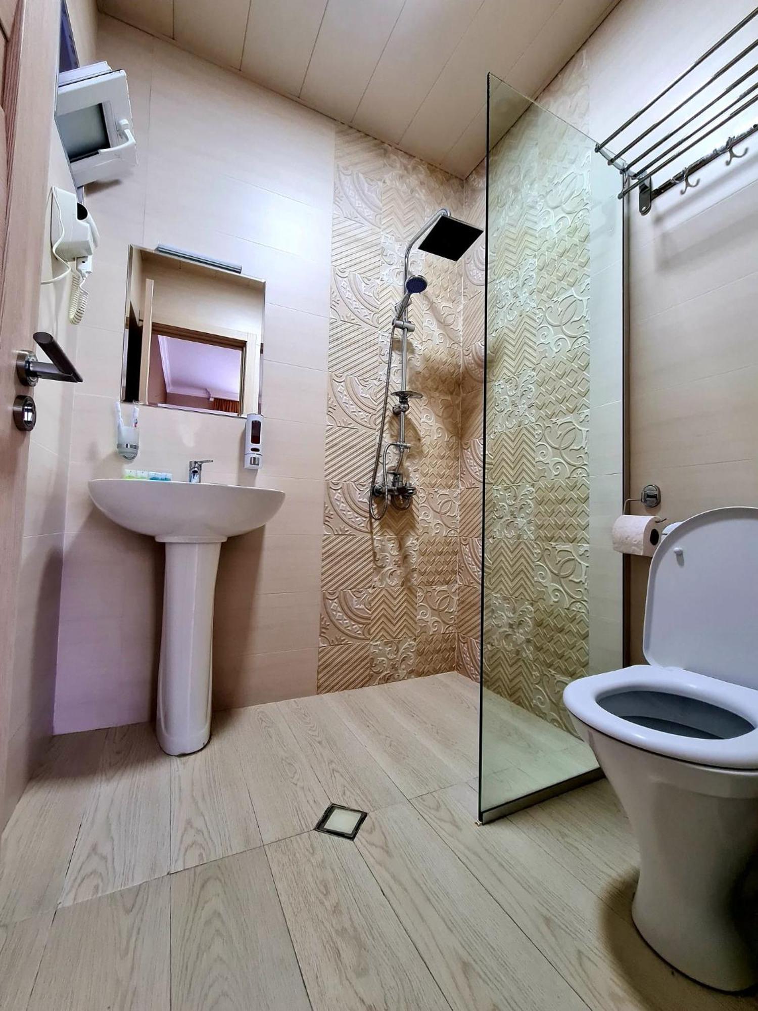 קזבגי Baqari Inn חדר תמונה