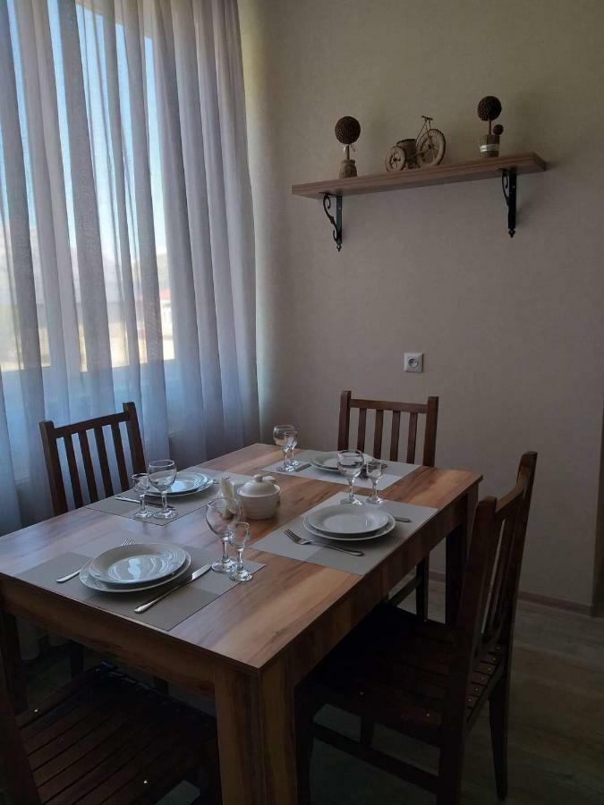 קזבגי Baqari Inn מראה חיצוני תמונה