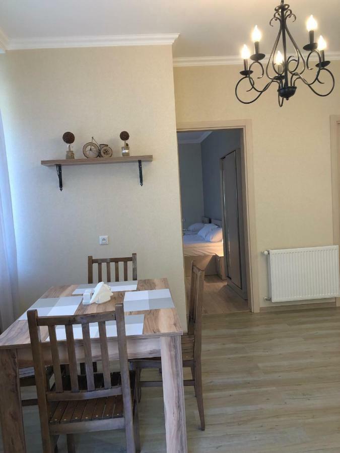 קזבגי Baqari Inn מראה חיצוני תמונה
